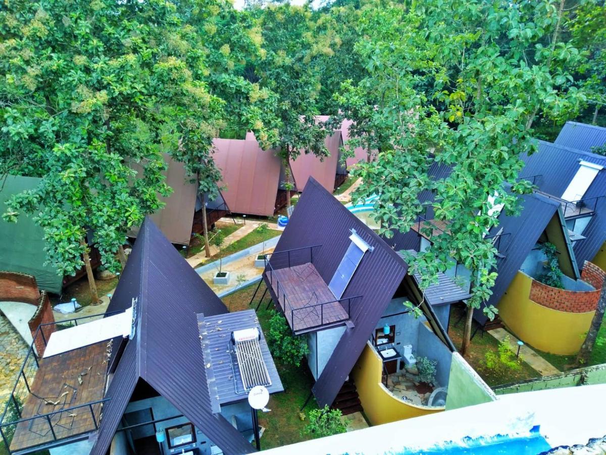 אודוואלאווה Kottawatta River Bank Resort מראה חיצוני תמונה