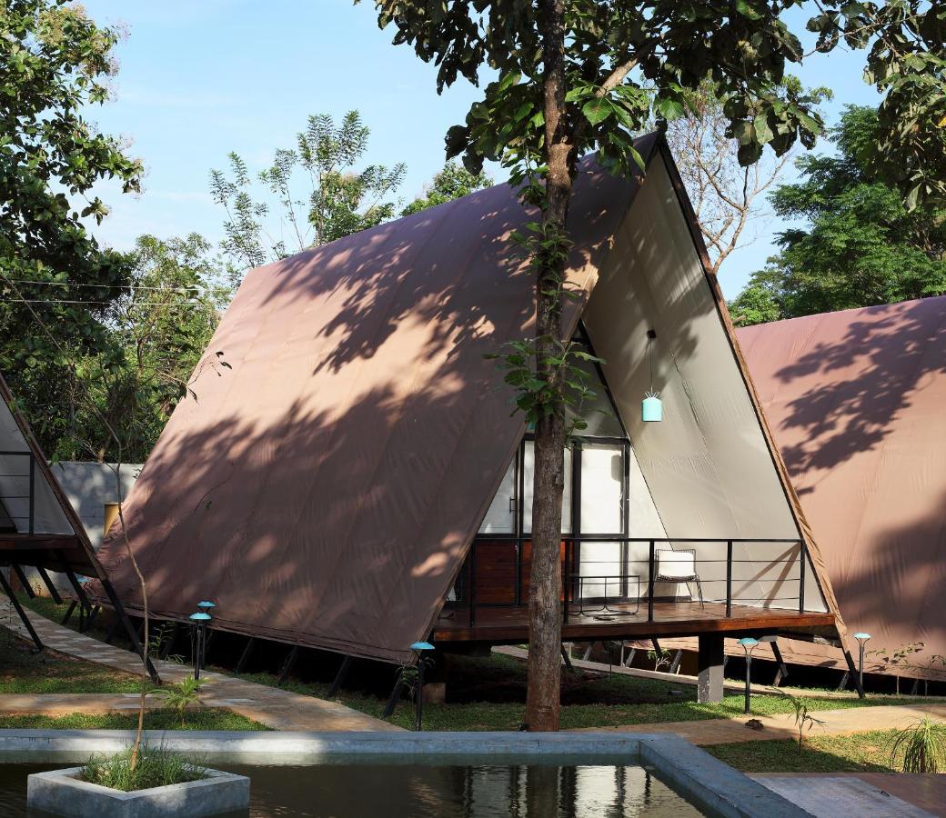 אודוואלאווה Kottawatta River Bank Resort מראה חיצוני תמונה